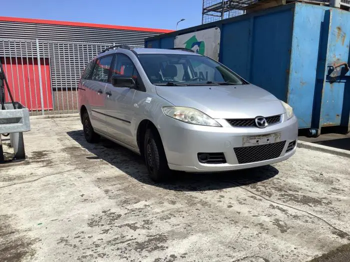 Grille Mazda 5.