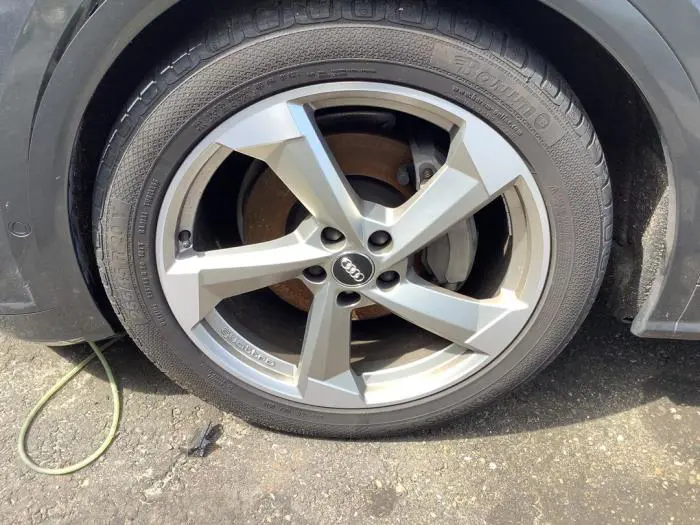 Velg + Band Audi Q5