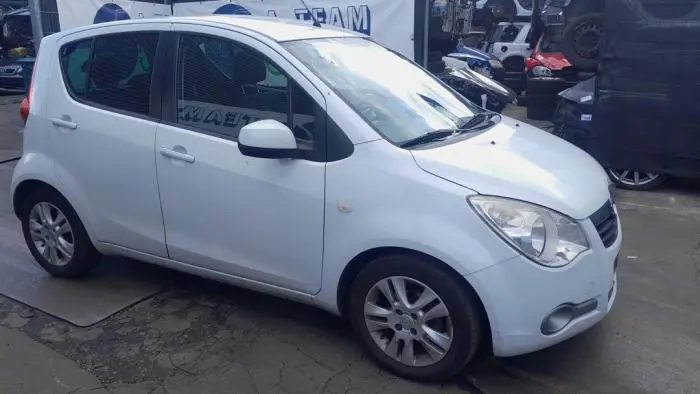 Velgen set + banden Opel Agila