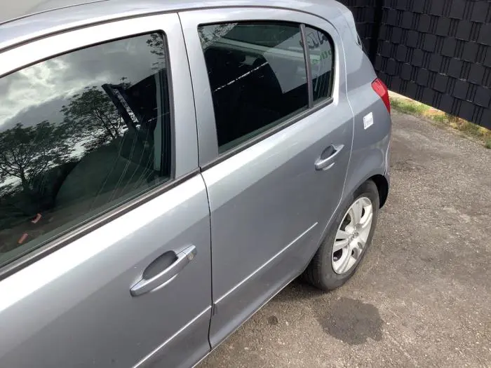 Portier 4Deurs links-achter Opel Corsa