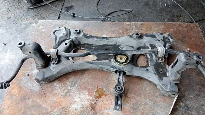 Subframe Volkswagen Golf