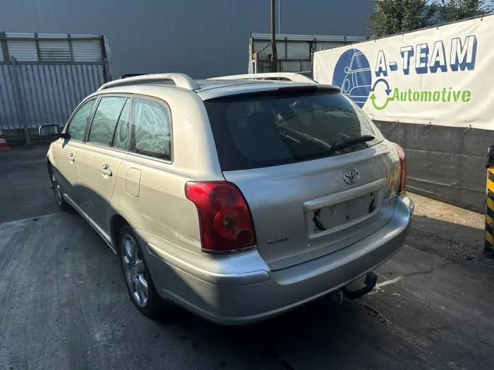 Achterlicht links Toyota Avensis