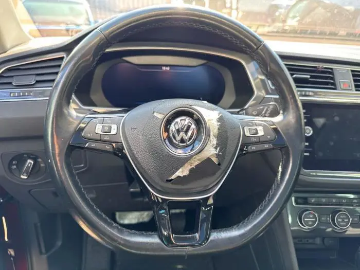 Instrumentenpaneel Volkswagen Tiguan