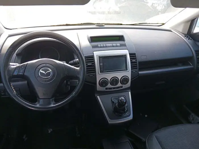 Kachel Bedieningspaneel Mazda 5.