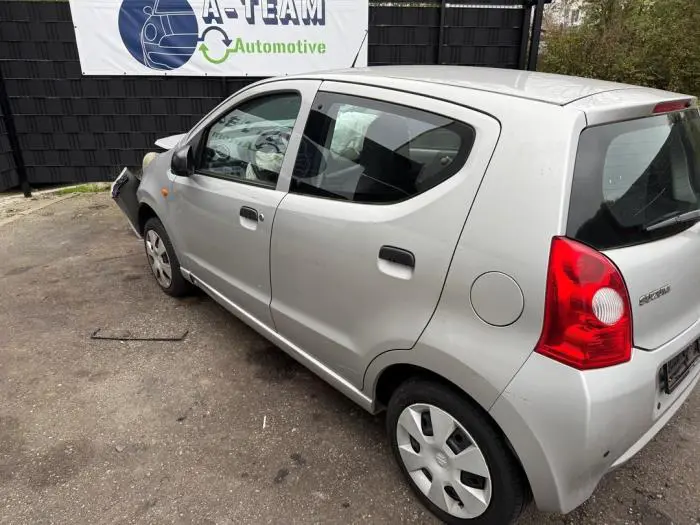 Portier 4Deurs links-voor Suzuki Alto