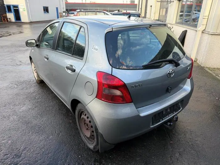 Achterlicht links Toyota Yaris